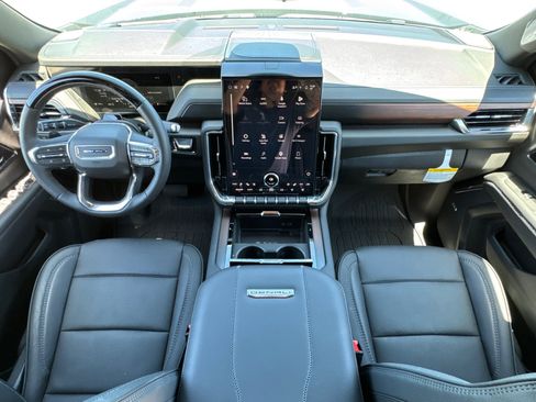 New 2026 GMC Yukon XL Denali w/ Denali Reserve Package AWD/4WD image 23