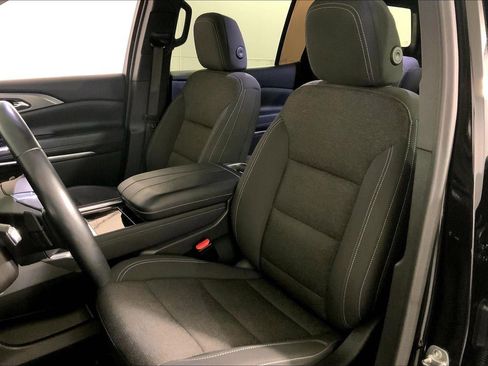 Used 2024 Chevrolet Traverse LT FWD image 22