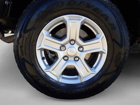 Used 2020 Jeep Wrangler Unlimited Sport S AWD/4WD image 7
