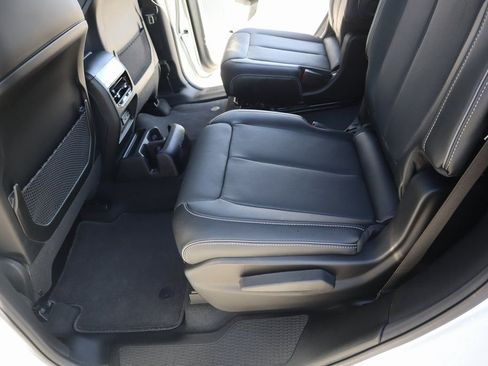 New 2025 Jeep Grand Cherokee L Overland w/ Luxury Tech Group IV image 13