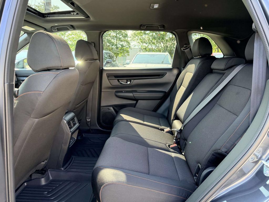 Used 2026 Honda CR-V Sport image 16