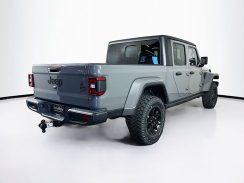 Used 2023 Jeep Gladiator Sport AWD/4WD image 9