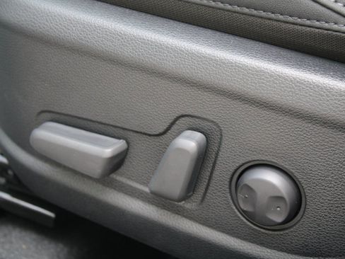 New 2026 Kia Seltos SX w/ SX Sunroof Package image 24