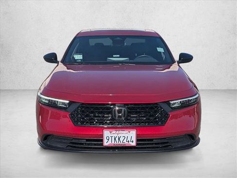 Used 2024 Honda Accord Sport image 2