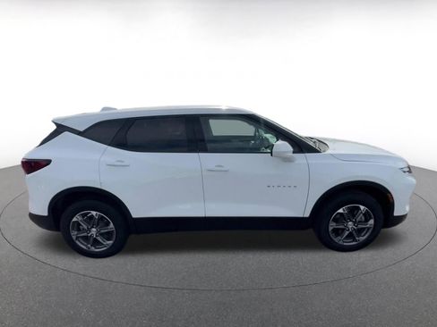 Used 2025 Chevrolet Blazer LT image 16