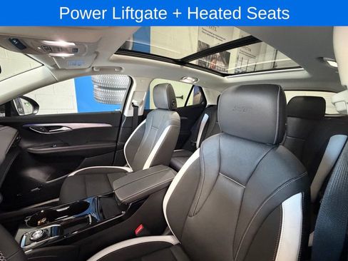 Used 2025 Buick Envision Sport Touring AWD/4WD image 9