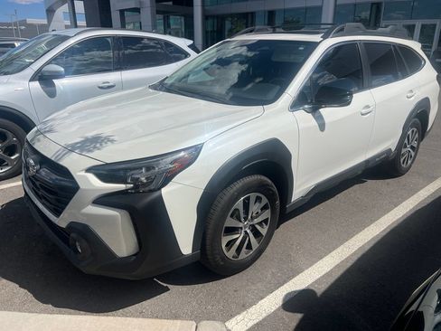 Certified 2024 Subaru Outback Premium AWD/4WD image 2
