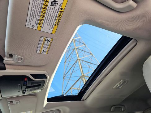 Used 2023 Subaru Outback Limited image 31