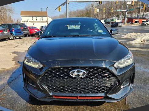 Used 2020 Hyundai Veloster Turbo FWD image 2