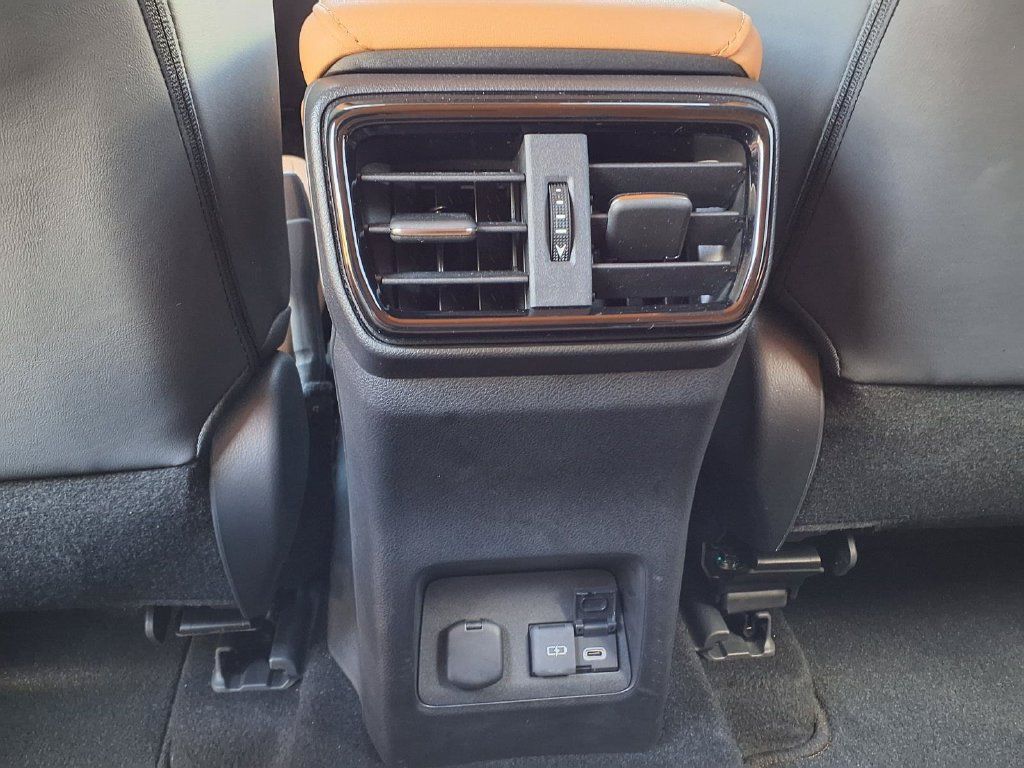 Used 2024 Lexus NX 350h AWD image 17