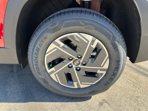 New 2026 Hyundai Tucson Blue SE AWD/4WD image 13