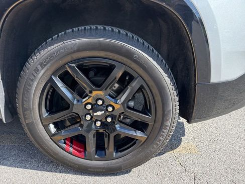 Used 2019 Chevrolet Traverse Premier w/ Redline Edition AWD/4WD image 9