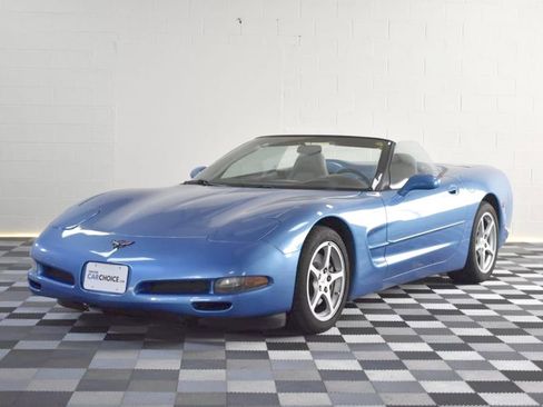 Used 2000 Chevrolet Corvette w/ Memory Pkg image 1