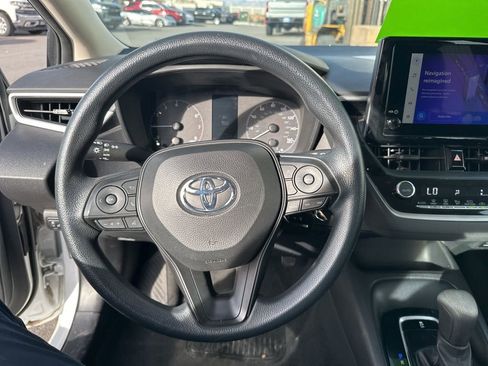 Used 2023 Toyota Corolla LE image 10