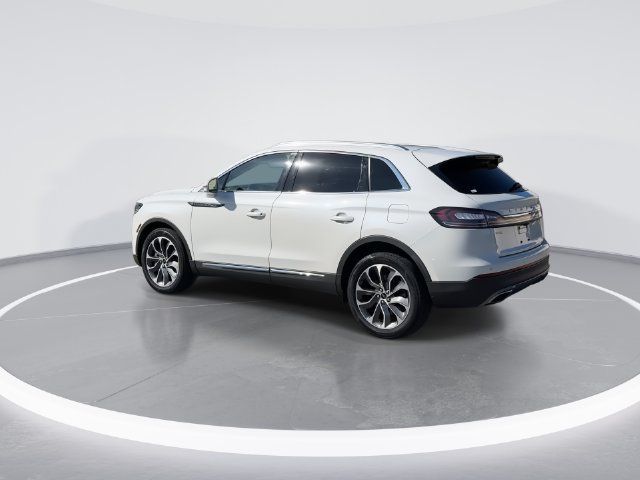 Used 2023 Lincoln Nautilus Reserve AWD/4WD image 5