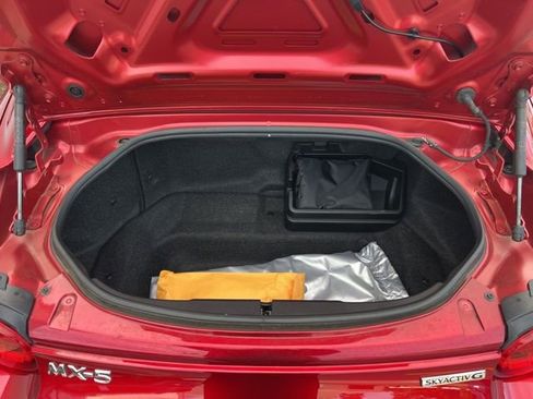Certified 2021 MAZDA MX-5 Miata RF Club image 25