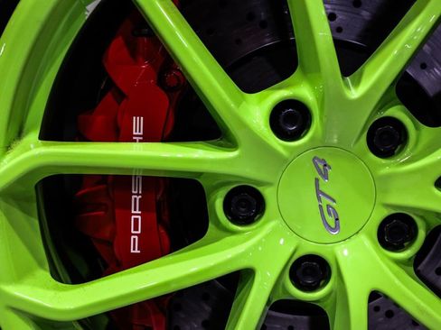 Used 2021 Porsche 718 Cayman GT4 w/ Light Design Package image 40