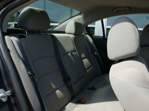 Used 2015 Chevrolet Cruze LT FWD image 27
