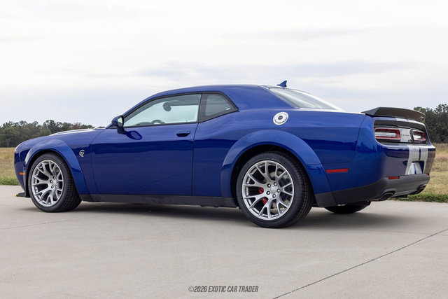 Used 2022 Dodge Challenger SRT Hellcat RWD image 6