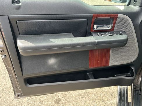 Used 2006 Ford F150 Lariat image 15