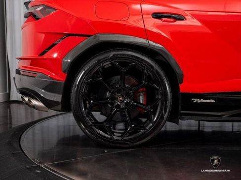 Used 2023 Lamborghini Urus Performante AWD/4WD image 22