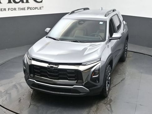 New 2026 Chevrolet Equinox ACTIV w/ Convenience Package III FWD image 24