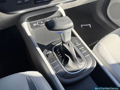 Used 2024 Hyundai Kona SEL image 41