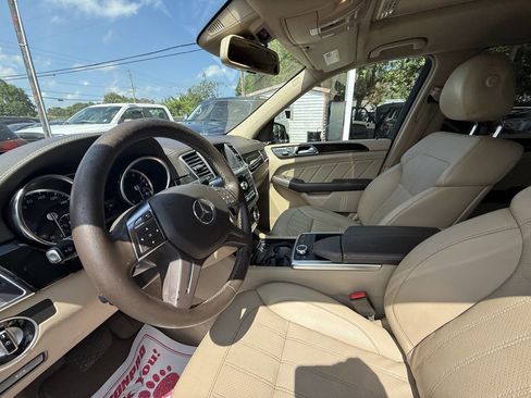 Used 2016 Mercedes-Benz GL 450 4MATIC image 6