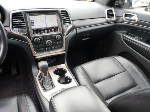 Used 2016 Jeep Grand Cherokee Limited AWD/4WD image 21
