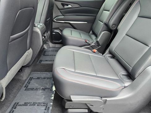 New 2026 Chevrolet Traverse Z71 w/ Enhanced Driving Package AWD/4WD image 15