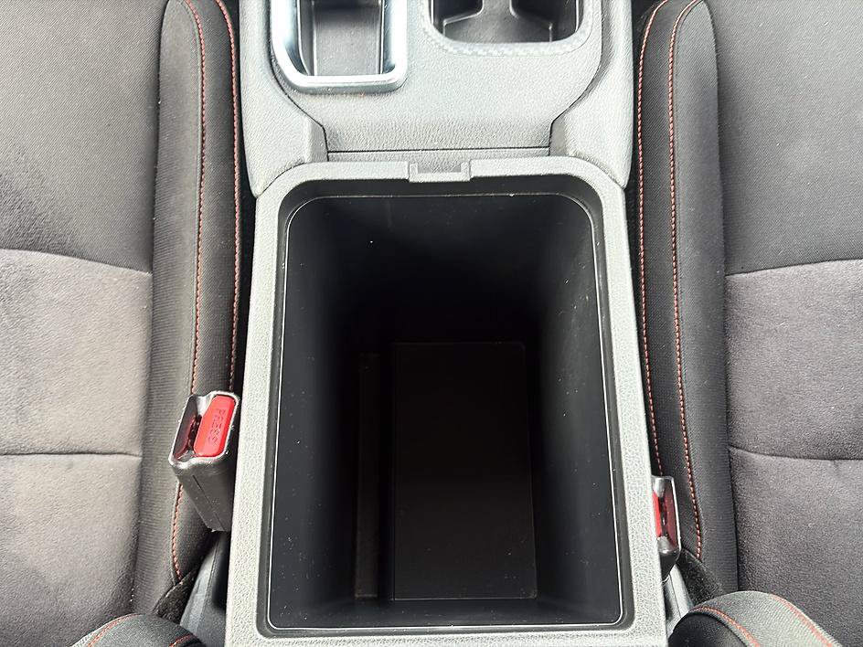 Certified 2025 Nissan Sentra SR FWD image 35