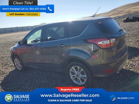 Used 2017 Ford Escape SE AWD/4WD image 3