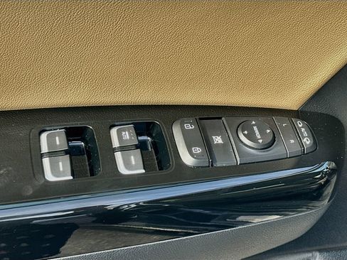 Certified 2021 Kia Sportage SX FWD image 18