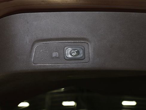 Used 2017 Lincoln MKC Reserve image 28