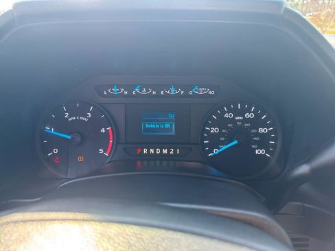 Used 2017 Ford F250 XL w/ Power Equipment Group image 20