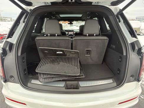 Used 2024 Cadillac XT6 Sport image 37