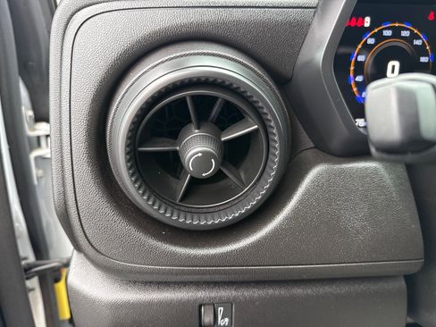 Used 2024 Chevrolet Colorado W/T w/ WT Convenience Package image 22