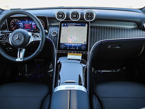 New 2026 Mercedes-Benz GLC 300 4MATIC image 12