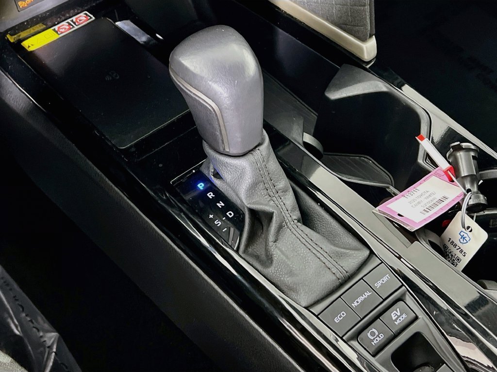Certified 2025 Toyota Camry XLE FWD image 15