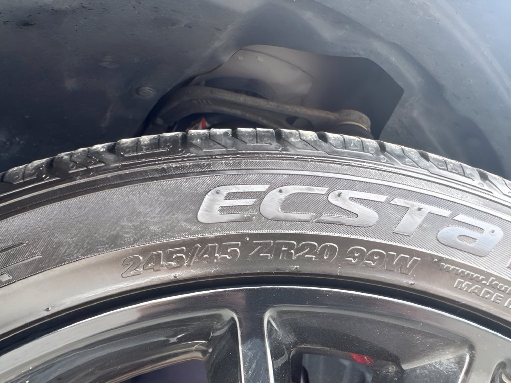 Used 2016 Dodge Challenger R/T Plus RWD image 27