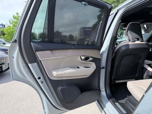 New 2026 Volvo XC90 B5 Ultra w/ Protection Package Premier AWD/4WD image 13