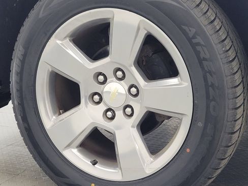 Used 2018 Chevrolet Silverado 1500 LT w/ All Star Edition AWD/4WD image 31