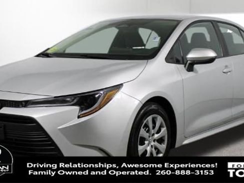 Used 2023 Toyota Corolla LE FWD image 6