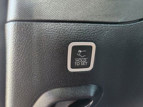 Used 2022 Jeep Wagoneer Series III image 36