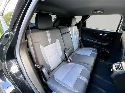 Used 2024 Chevrolet Blazer LT w/ Midnight/Sport Edition AWD/4WD image 20
