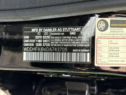 Used 2013 Mercedes-Benz E 350 4MATIC Sedan image 24
