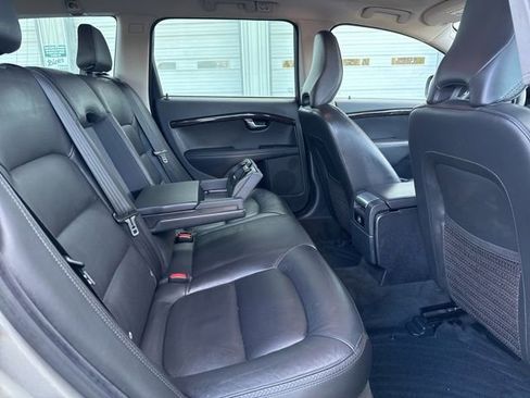 Used 2016 Volvo XC70 T5 Premier w/ Proximity Package image 13