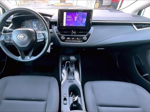 Used 2024 Toyota Corolla LE image 15