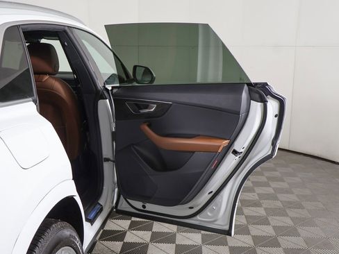 Used 2023 Audi Q8 Premium w/ Convenience Package image 24