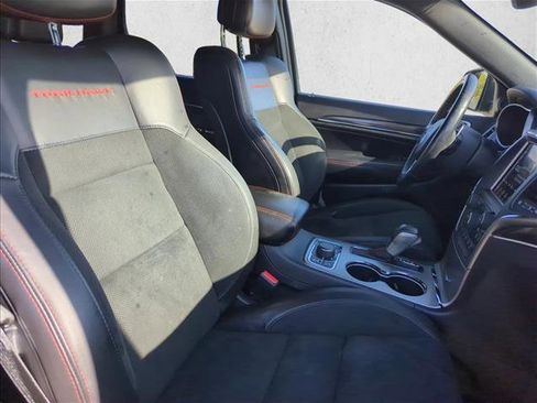 Used 2018 Jeep Grand Cherokee Trailhawk image 19